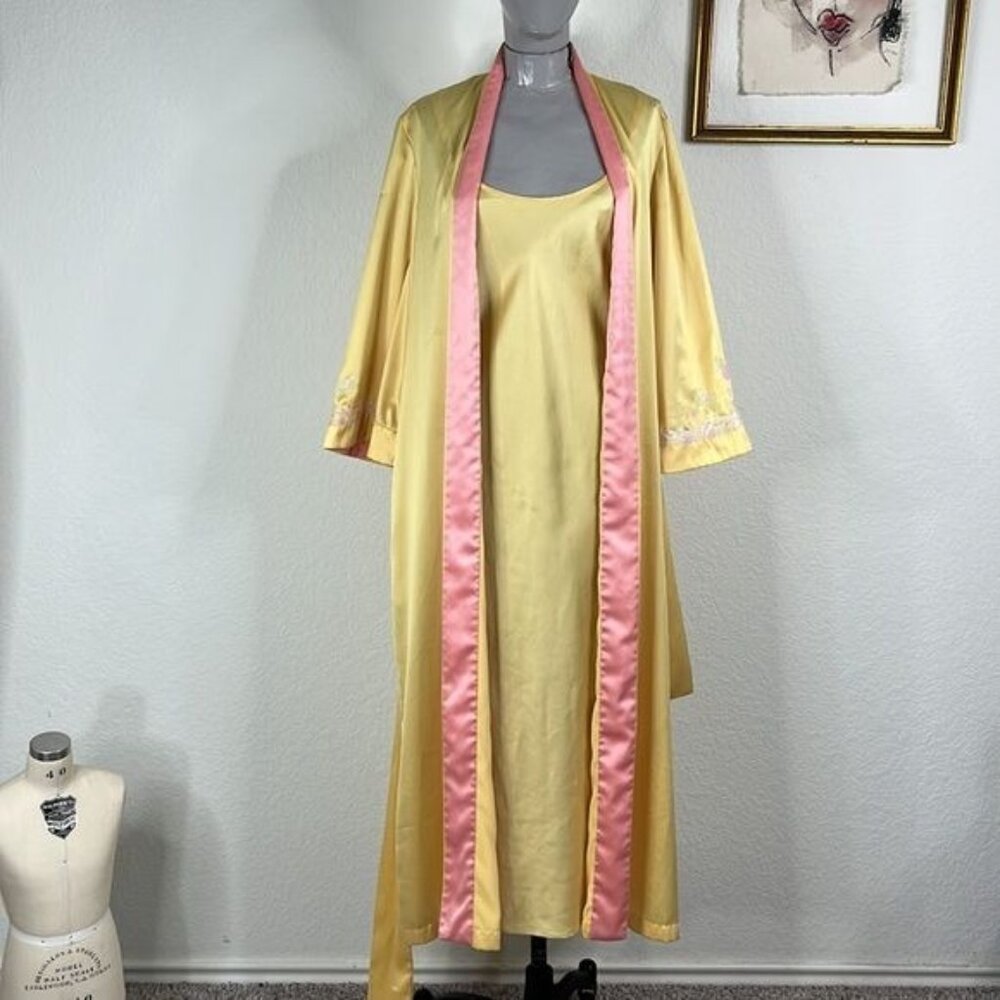 NATORI Satin Plunge Cross Back Slip Embroidered Robe Set